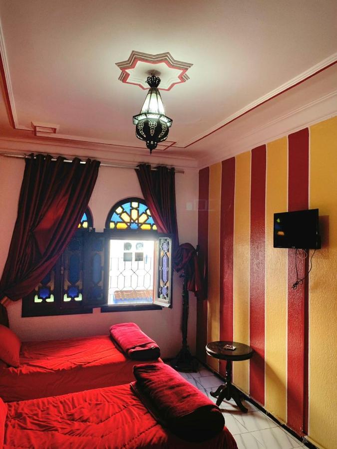 Hotel Sevilla Chefchaouen Bagian luar foto