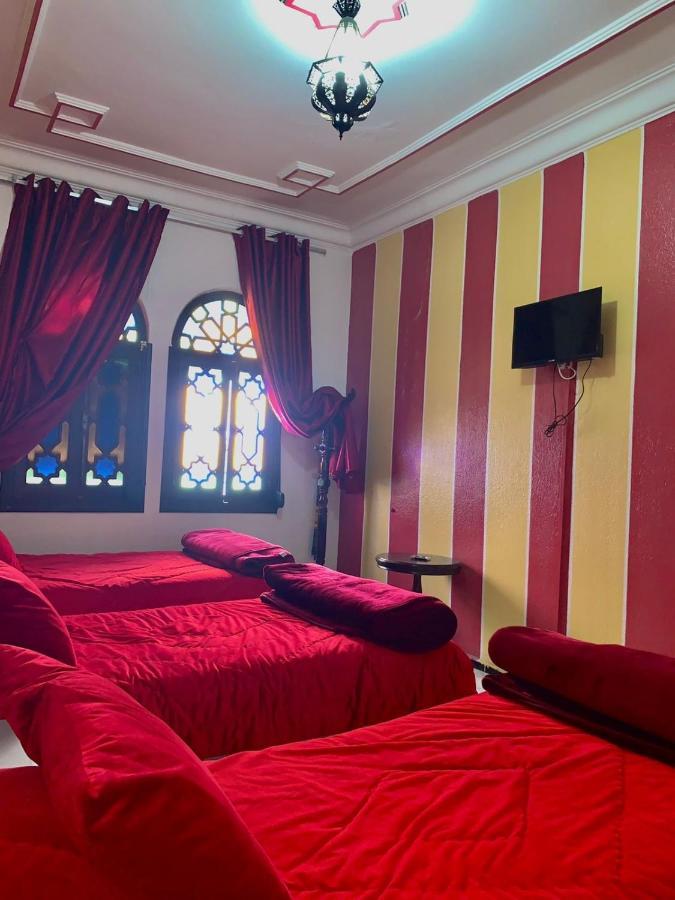 Hotel Sevilla Chefchaouen Bagian luar foto